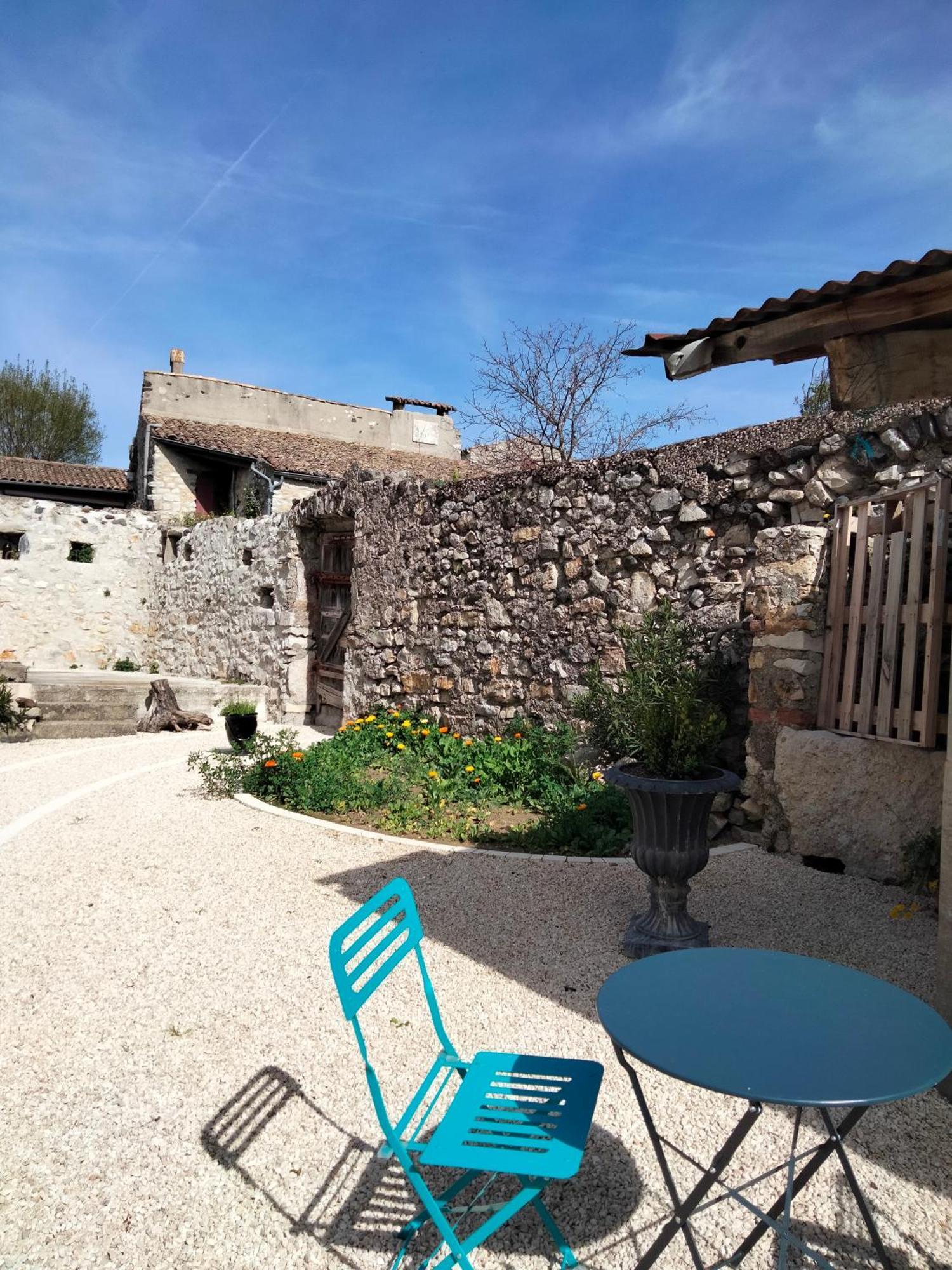 Hotel La Grange De Sabatas Chomérac Exteriér fotografie